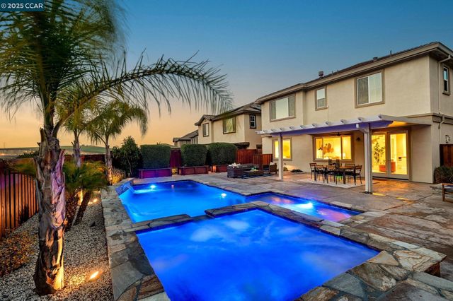 2812 Rio Seco Dr, Bay Point, CA 94565