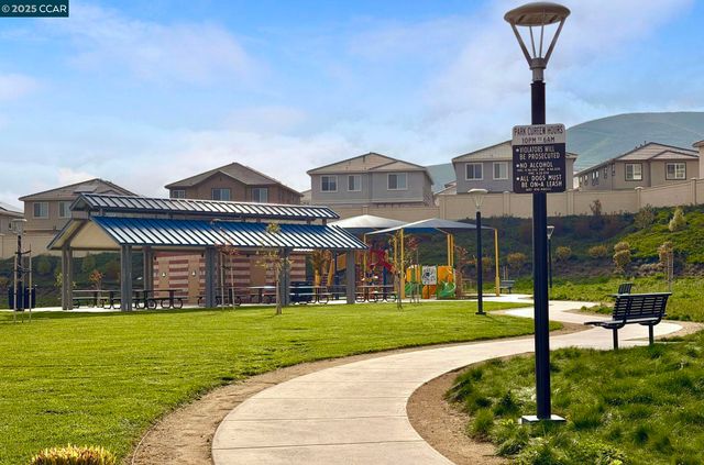 2812 Rio Seco Dr, Bay Point, CA 94565