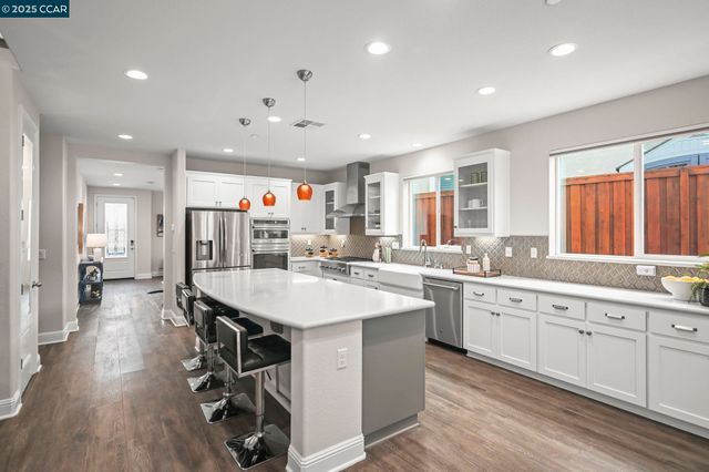 2812 Rio Seco Dr, Bay Point, CA 94565