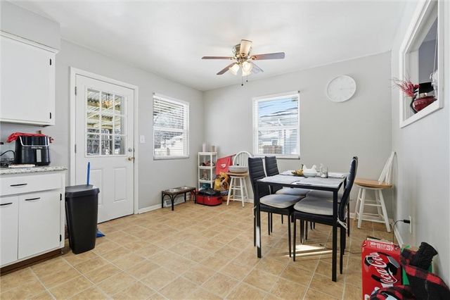 1409 - 1411 E Ridgeway Drive, Olathe, KS 66061