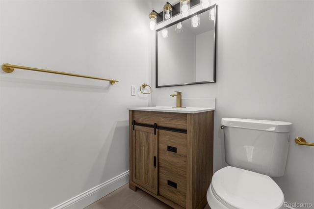 24869 Christina Lane, Novi, MI 48375