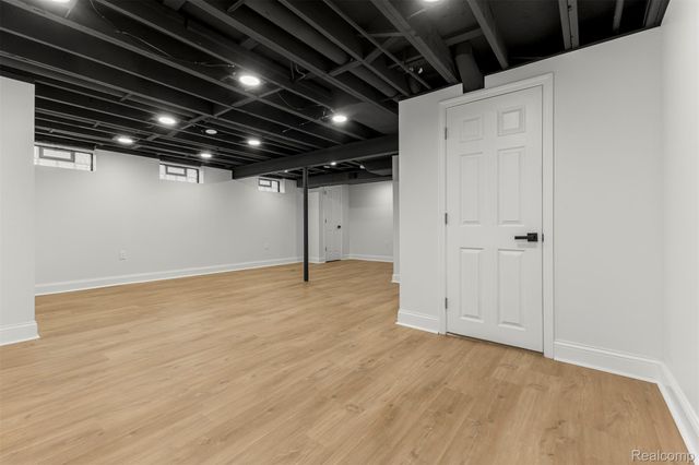 24869 Christina Lane, Novi, MI 48375