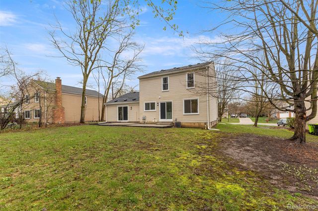 24869 Christina Lane, Novi, MI 48375