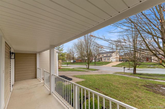 24869 Christina Lane, Novi, MI 48375