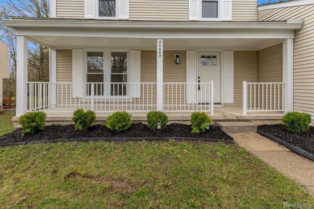 24869 Christina Lane, Novi, MI 48375