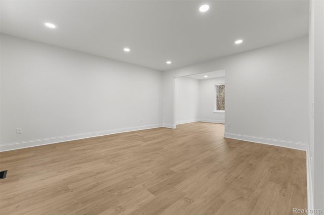 24869 Christina Lane, Novi, MI 48375