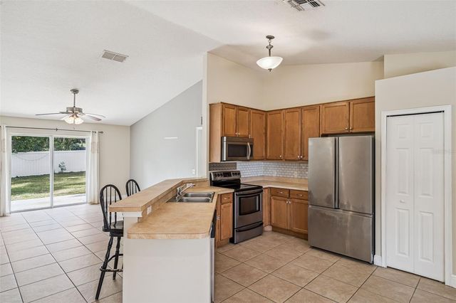 103 N SPARKMAN AVENUE, Orange City, FL 32763