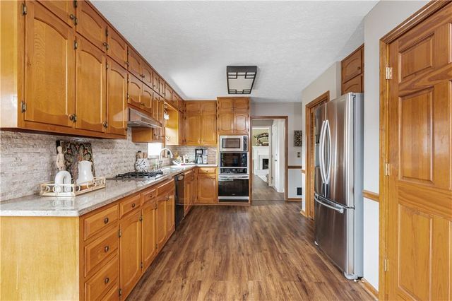 1329 Wynford Chase SW, Marietta, GA 30064