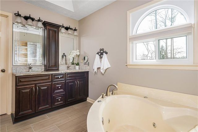 1329 Wynford Chase SW, Marietta, GA 30064