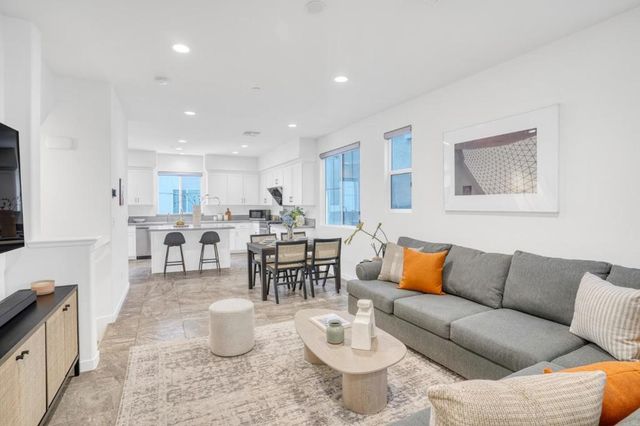 8562 Cabana Way, Newark, CA 94560