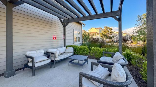 8562 Cabana Way, Newark, CA 94560