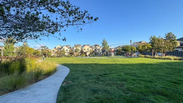 8562 Cabana Way, Newark, CA 94560