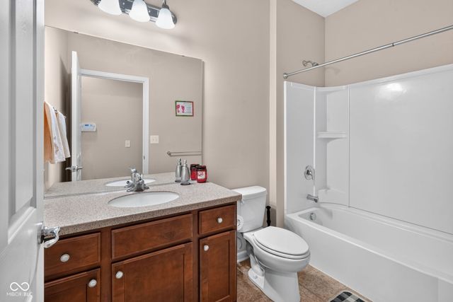 12839 Gloria Drive, Fishers, IN 46037