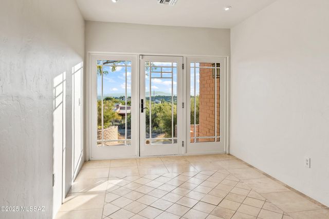 5626 N Via Salerosa, Tucson, AZ 85750