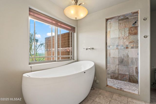 5626 N Via Salerosa, Tucson, AZ 85750