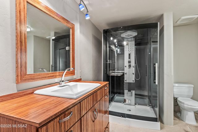 5626 N Via Salerosa, Tucson, AZ 85750