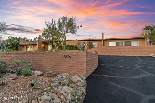 5626 N Via Salerosa, Tucson, AZ 85750