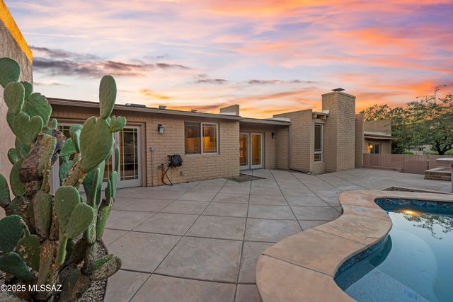5626 N Via Salerosa, Tucson, AZ 85750