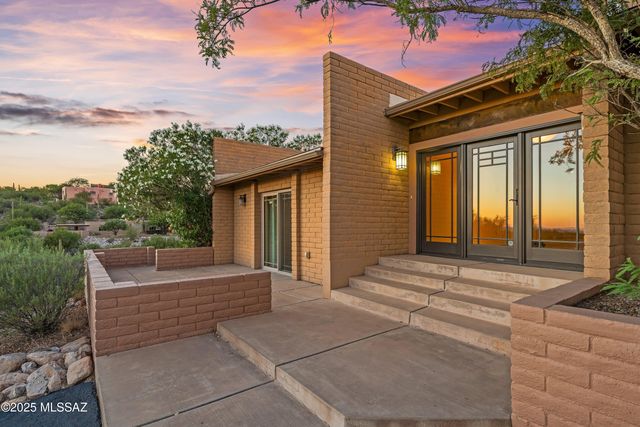 5626 N Via Salerosa, Tucson, AZ 85750