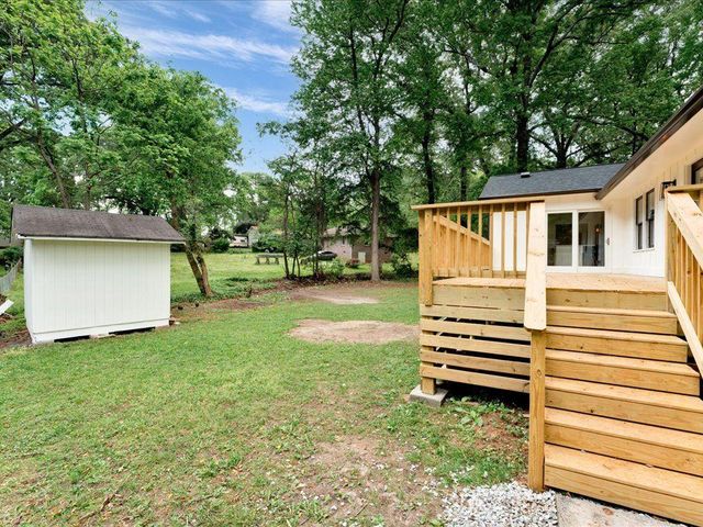 5840 CRABAPPLE SW Drive, Mableton, GA 30126