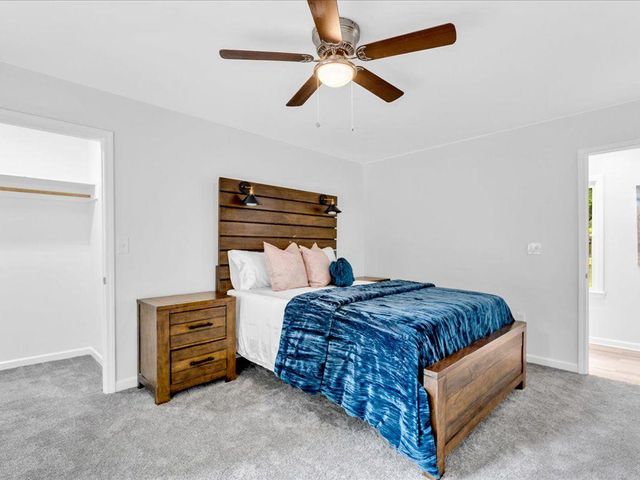5840 CRABAPPLE SW Drive, Mableton, GA 30126