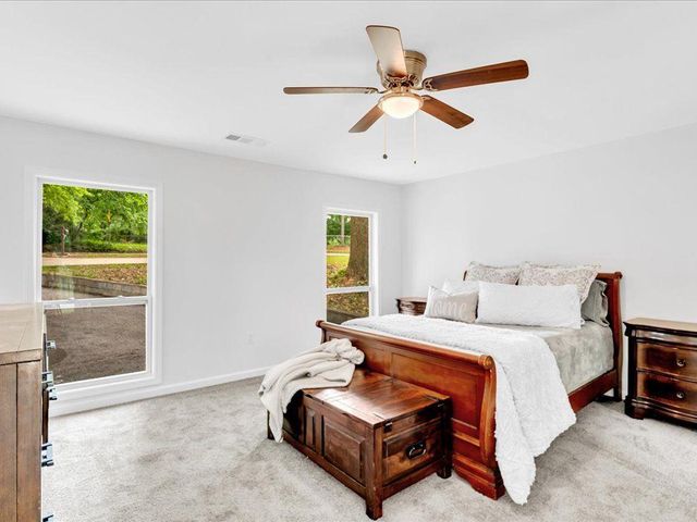 5840 CRABAPPLE SW Drive, Mableton, GA 30126