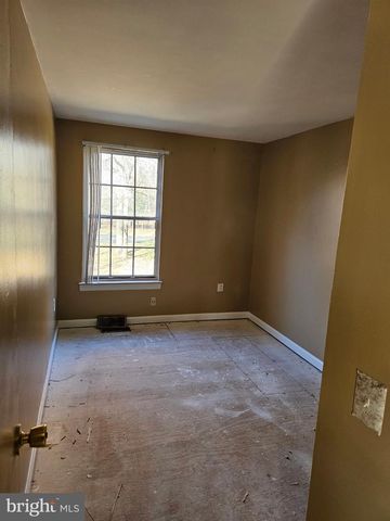 3705 KEMPSFORD PL, Waldorf, MD 20602