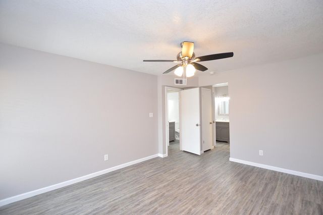 785 N Arrowhead Drive Apt 2, Chandler, AZ 85224