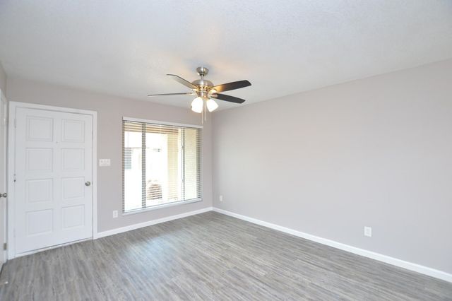 785 N Arrowhead Drive Apt 2, Chandler, AZ 85224