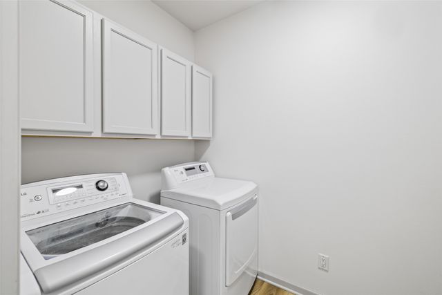 4714 148th Street, Urbandale, IA 50323