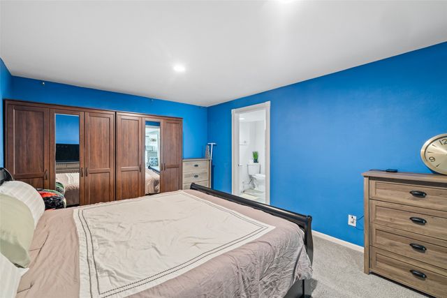 4714 148th Street, Urbandale, IA 50323