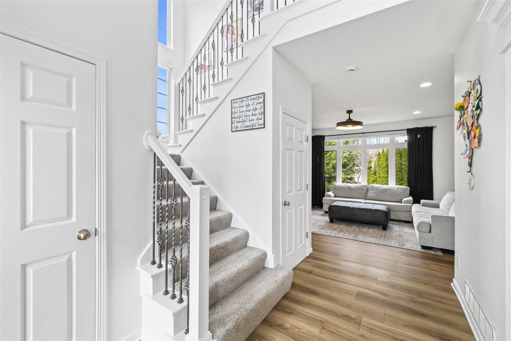 4714 148th Street, Urbandale, IA 50323