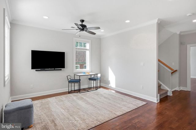 72 MAIN AVE, Berwyn, PA 19312