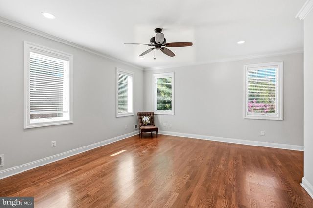 72 MAIN AVE, Berwyn, PA 19312
