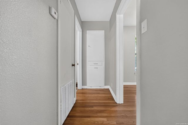 111 Laddie Pl, San Antonio, TX 78201
