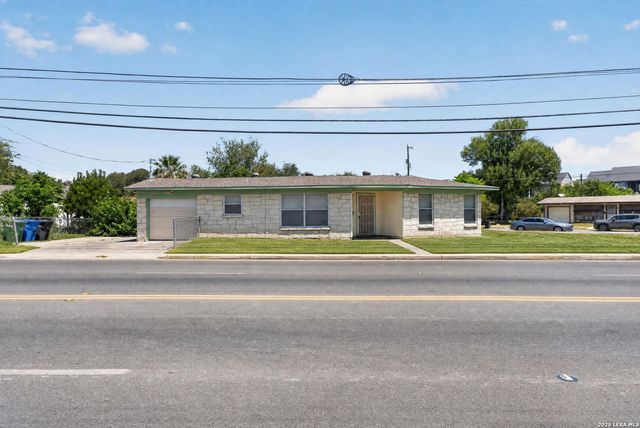 111 Laddie Pl, San Antonio, TX 78201