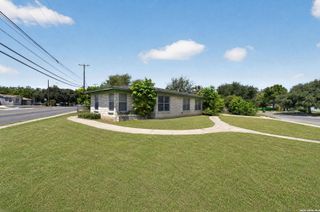 111 Laddie Pl, San Antonio, TX 78201