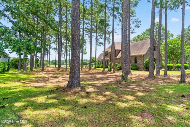 910 Strathaven Lane, Sunset Beach, NC 28468