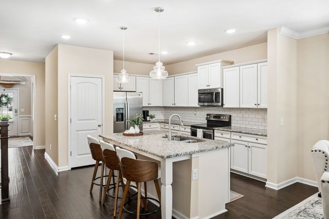 6007 Lori Anne Dr, Spring Hill, TN 37174