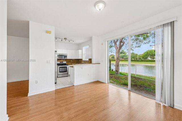 8188 NW 108th Place -, Doral, FL 33178