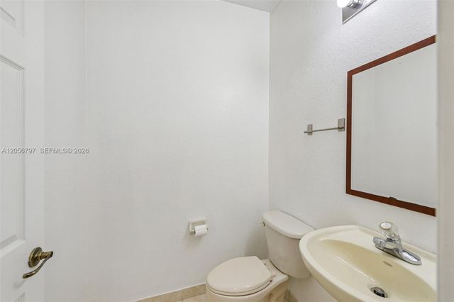 8188 NW 108th Place -, Doral, FL 33178
