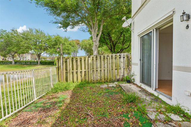 8188 NW 108th Place -, Doral, FL 33178