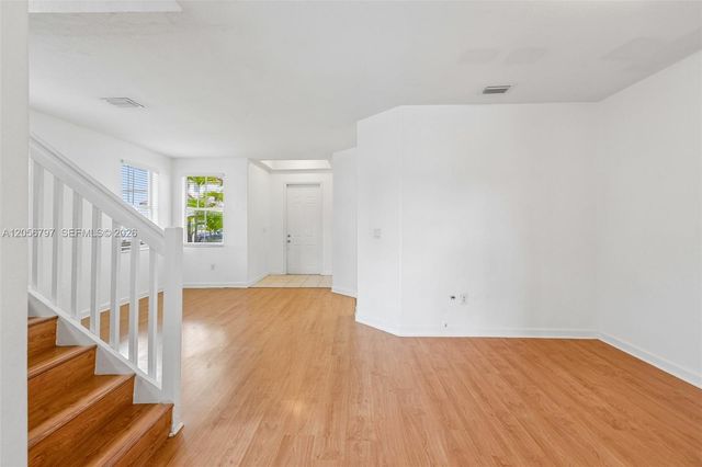 8188 NW 108th Place -, Doral, FL 33178