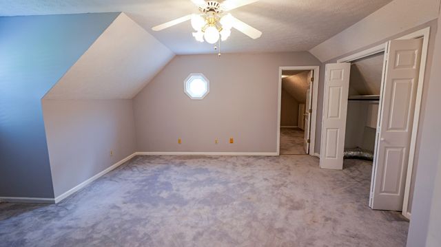 131 Stonehouse Dr, Gallatin, TN 37066