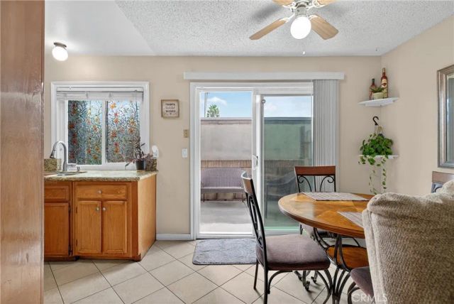 824 N Pasadena, Azusa, CA 91702