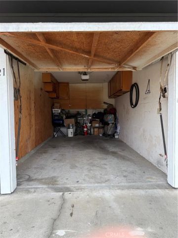 824 N Pasadena, Azusa, CA 91702