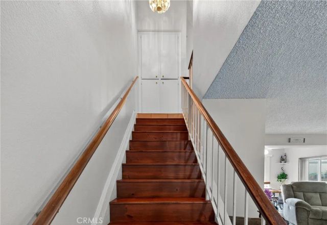 824 N Pasadena, Azusa, CA 91702