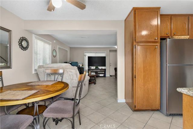 824 N Pasadena, Azusa, CA 91702