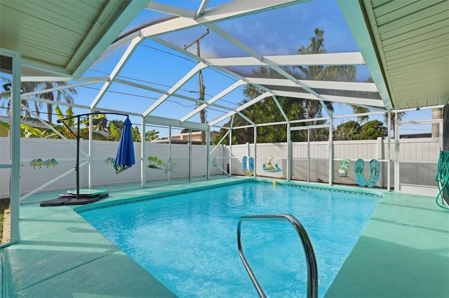 3944 49TH AVENUE S, St Petersburg, FL 33711