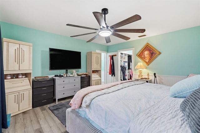 3944 49TH AVENUE S, St Petersburg, FL 33711